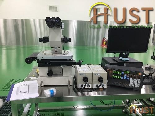 Installation the DCM-40 double view microscope of UNION