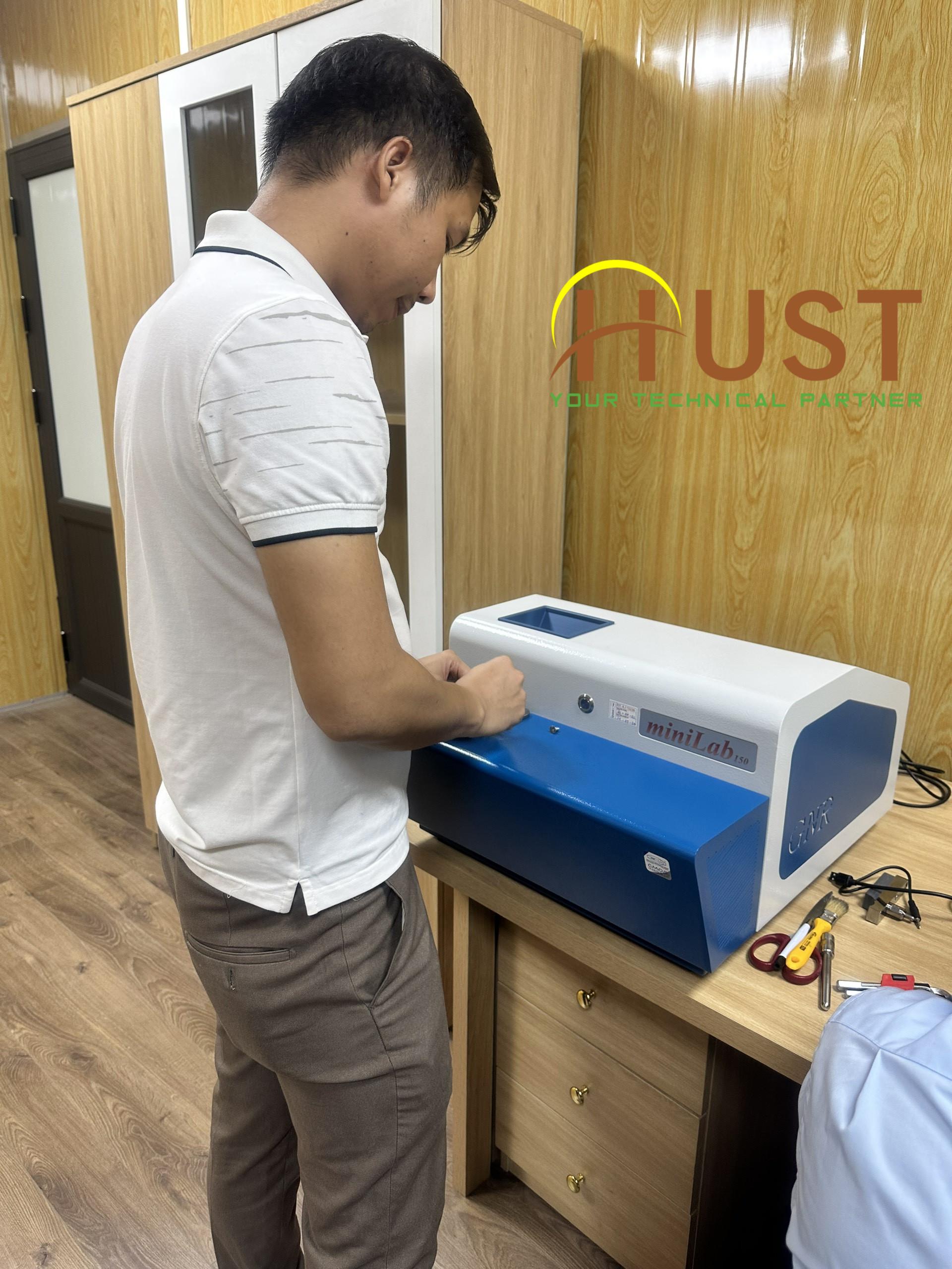 Handing over, installing and training the Optical emission spectrometer S1 Minilab 150 for customers in Hai Phong province