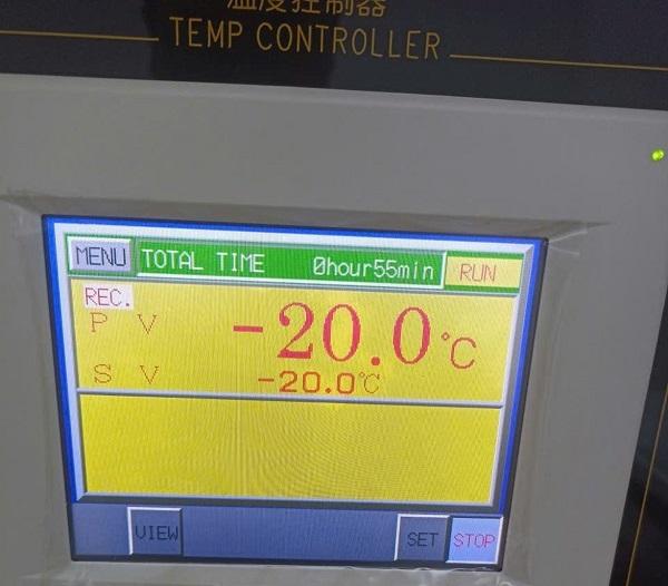 HUST Việt Nam sửa chữa tủ thử nghiệm nhiệt độ tại Hồ Chí Minh